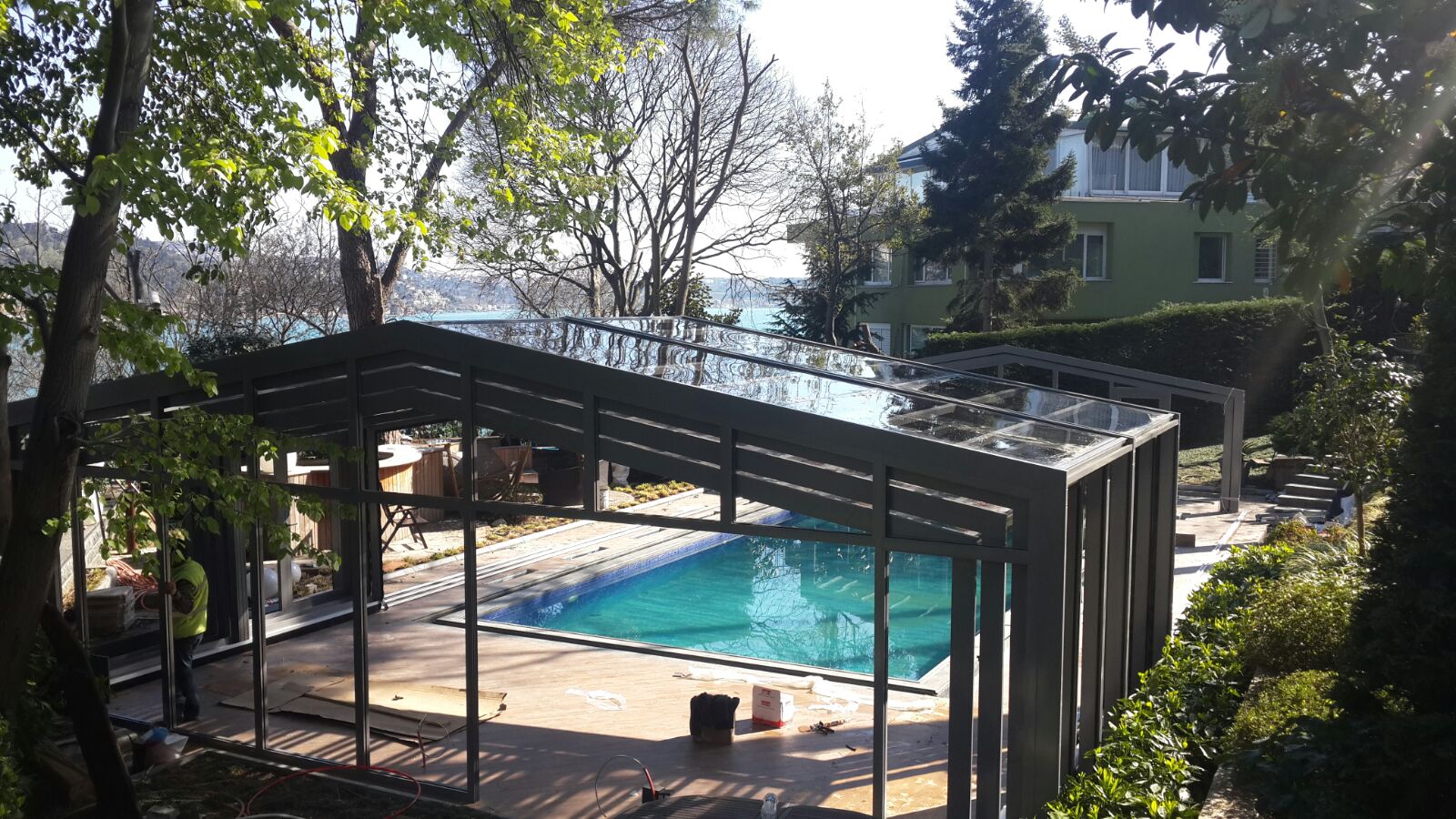 Pool Enclosures Contractors