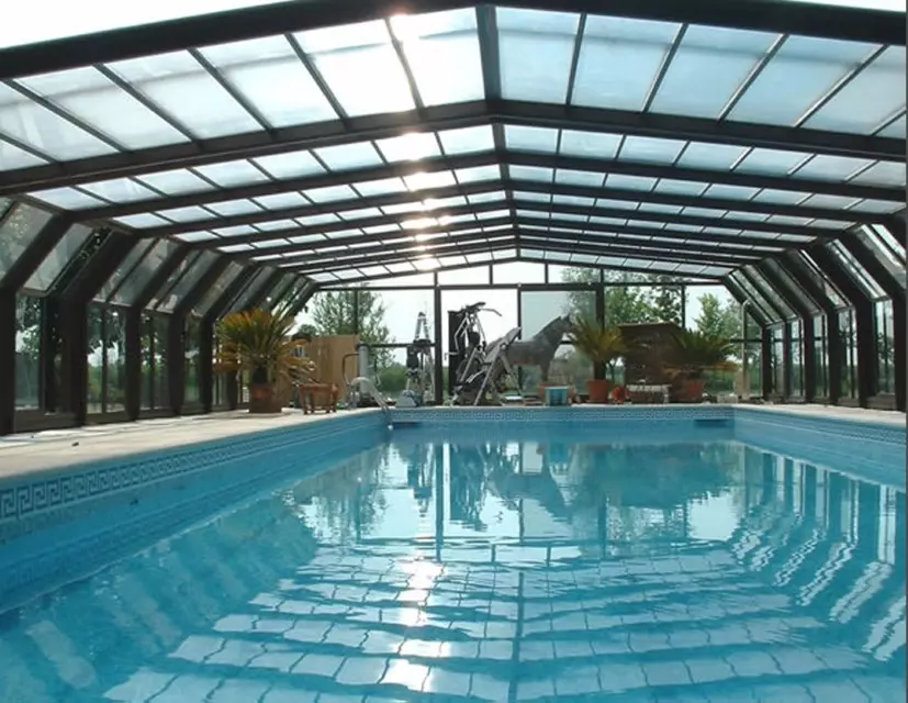 Pool Enclosure builders
near me